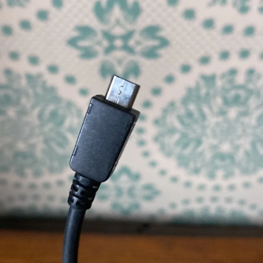 🎉HP 👉Device charger for car